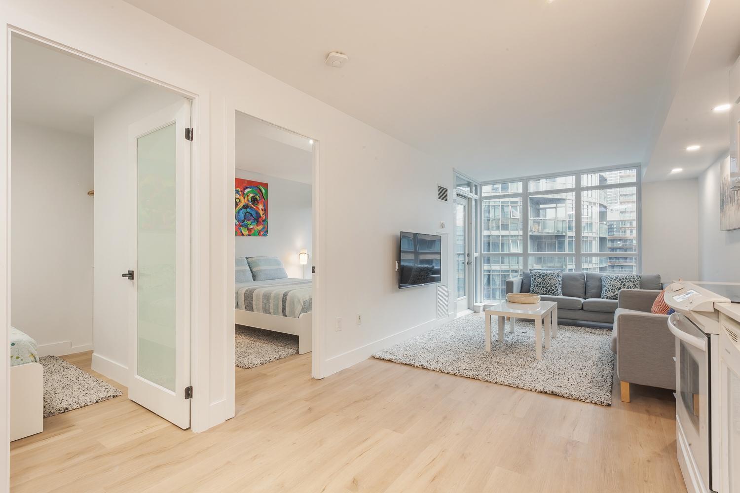 Cozy 2Br Close To Cn Tower & Harbourfront Toronto Exteriör bild
